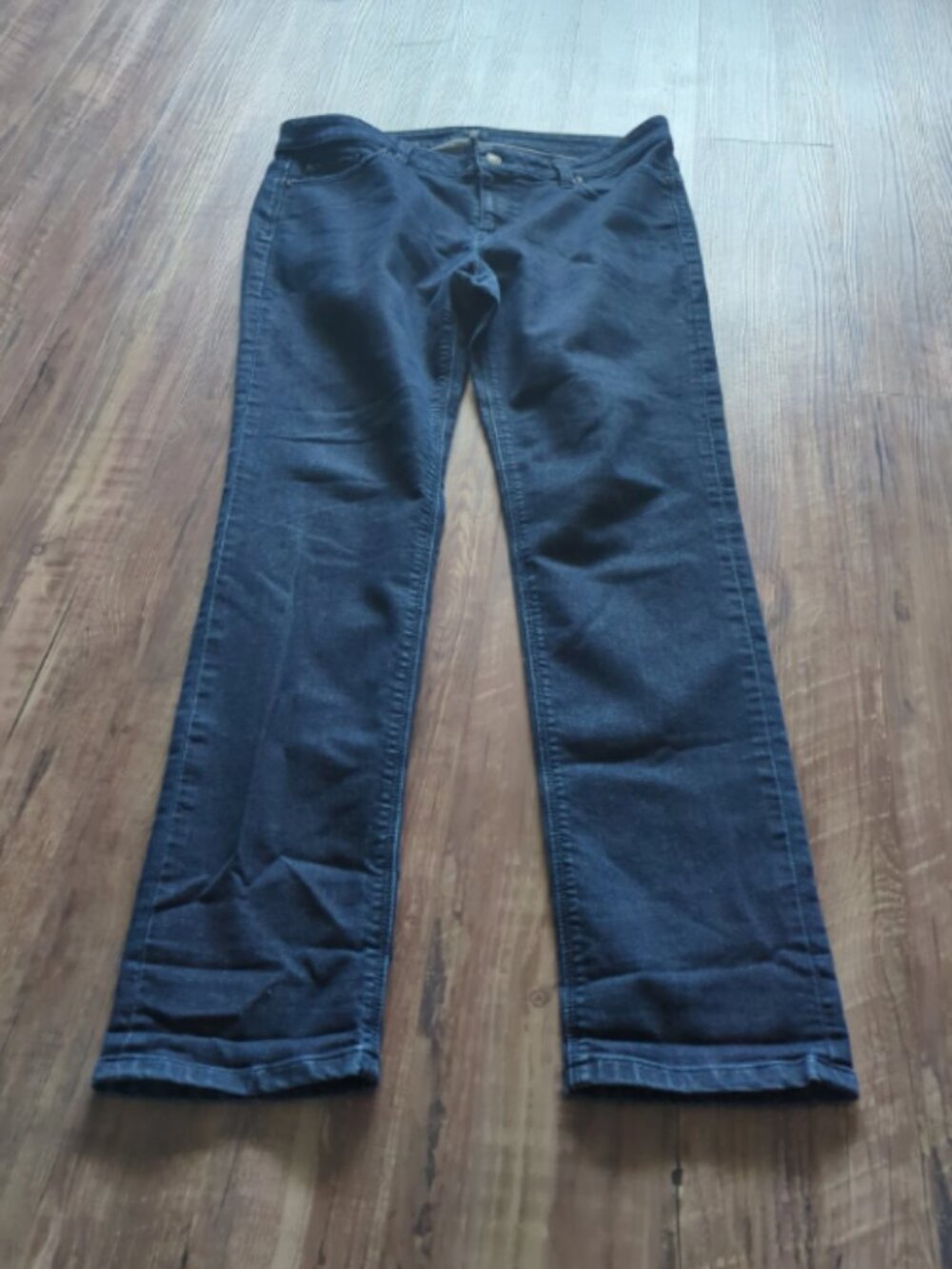 Ann Taylor LOFT Modern Skinny Jeans in Size 12